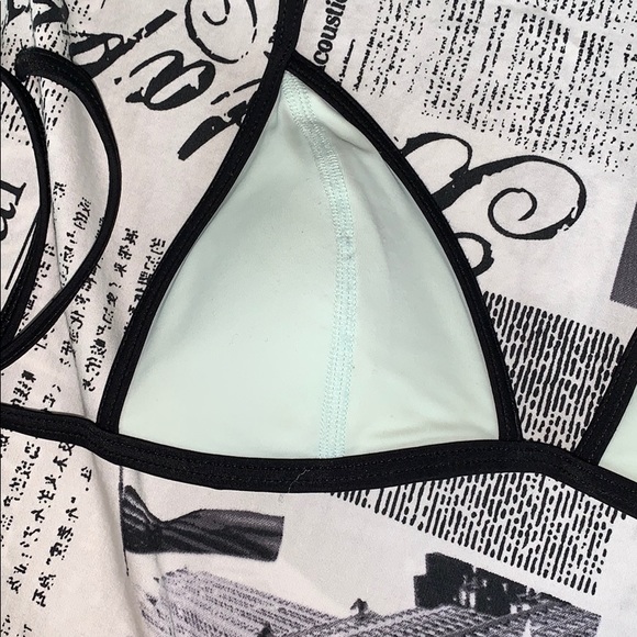 turquoise and white bikini top - Picture 2 of 3